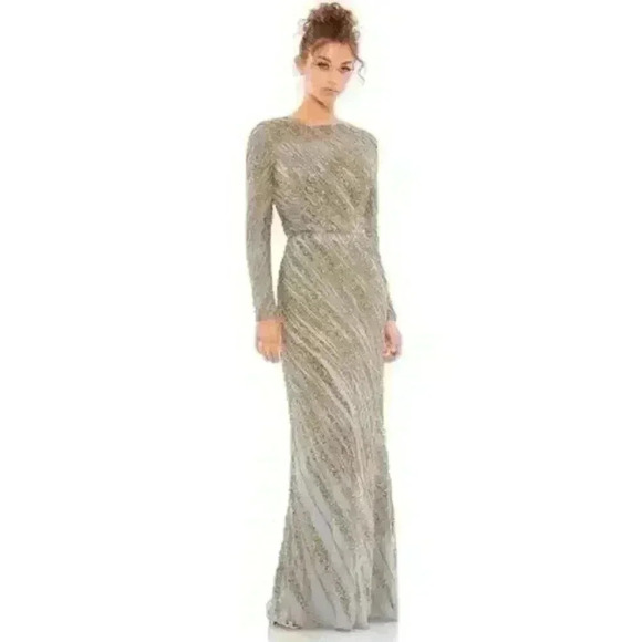 New Mac Duggal 5240 Beaded Illusion Neck Long Sleeve Maxi Gown - Size 10- Platin - Picture 2 of 12